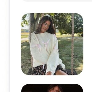 Bow Cream Sweater with Pink Accents